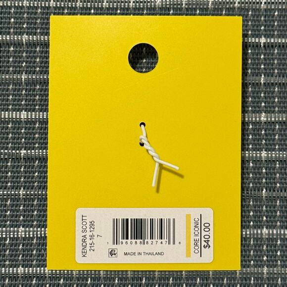 NEW | Kendra Scott | Anna Red Tigers Eye Heart Band
Ring (7) - Picture 3 of 4